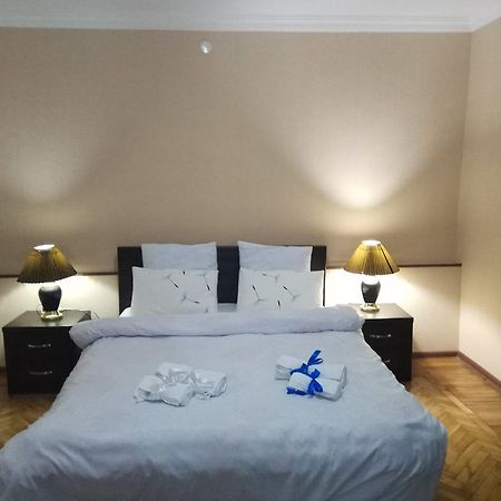 Apartment Down Town Group Tbilisi Luaran gambar