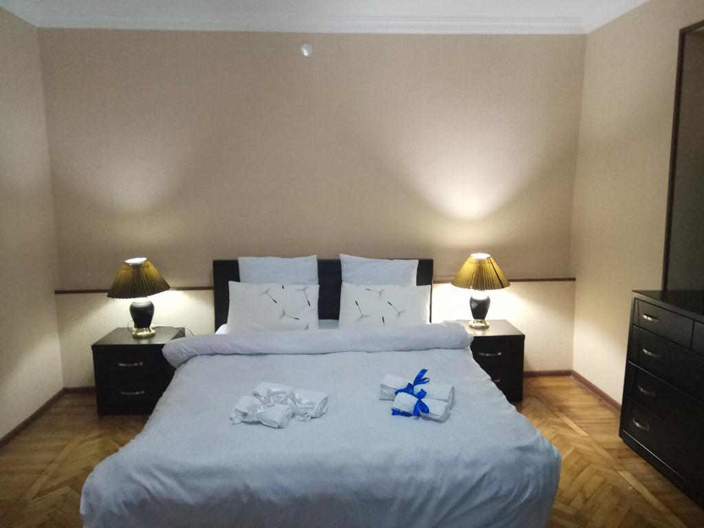 Apartment Down Town Group Tbilisi Luaran gambar